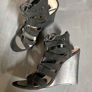 Geo Lace-up Wedges